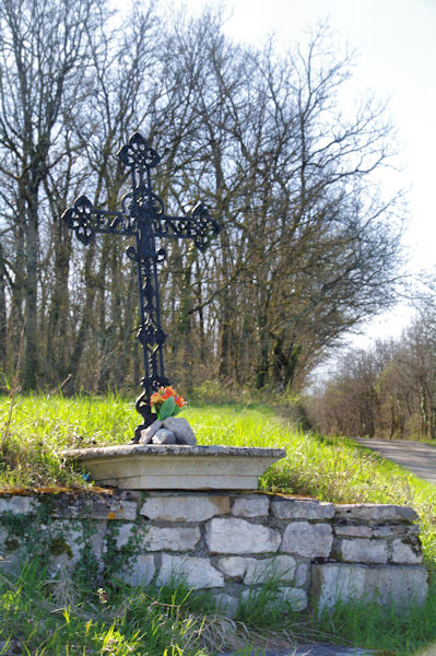 Une croix  Truff