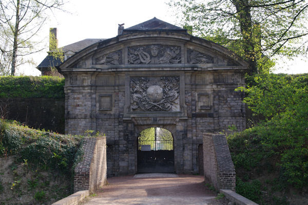 La porte Ouest de la Citadelle