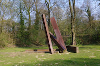 Un monument  la mmoire de Lon Trulin?