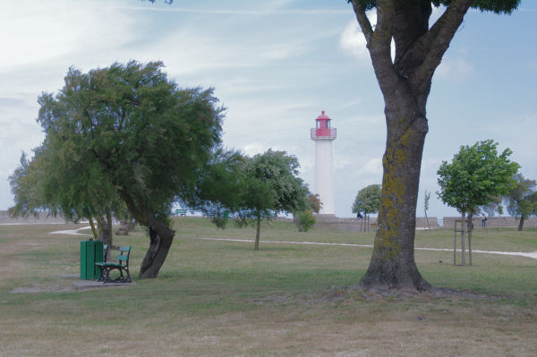 Le Phare de St Martin de R
