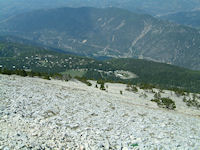 La Station du Mont Serein depuis les flancs du Mont Ventoux