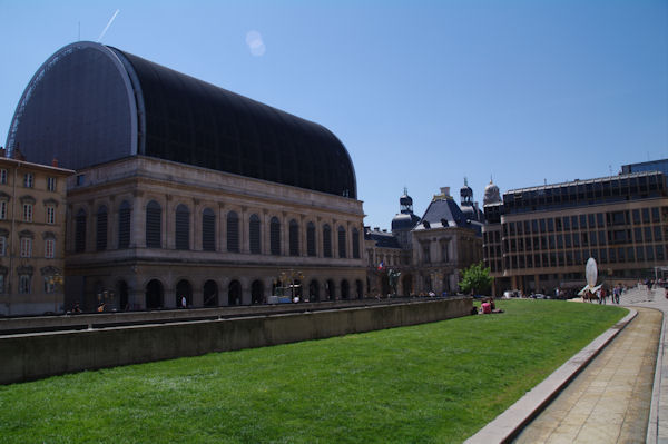 L_Opra et l_Hotel de Ville de Lyon