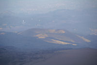 Un volcan teind dans la plaine de l_Etna