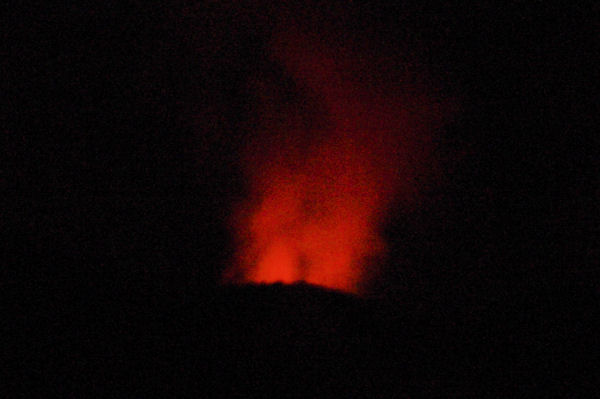 Le Stromboli en action nocturne